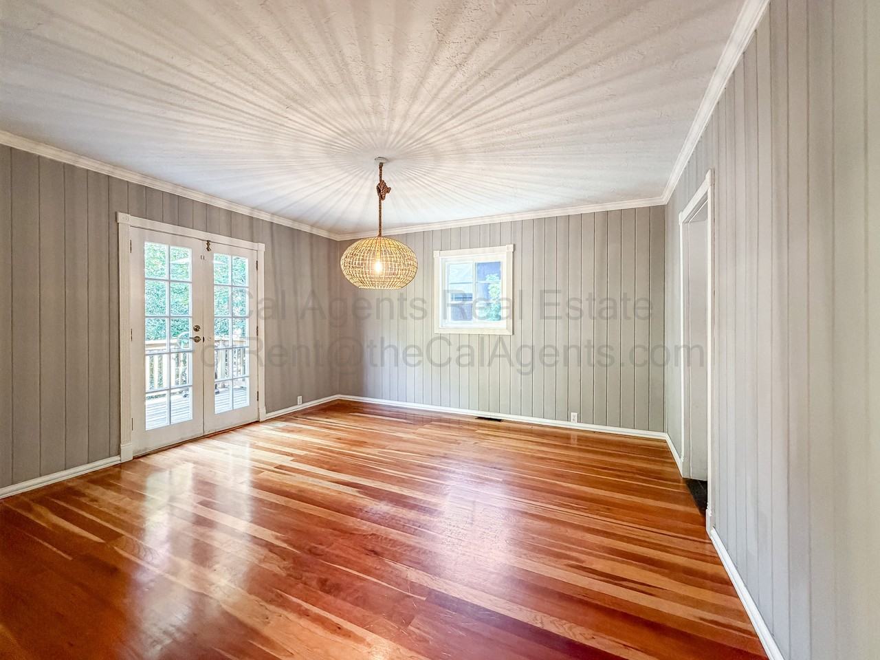 7352 Saroni Dr #1 - Photo 3 of 24