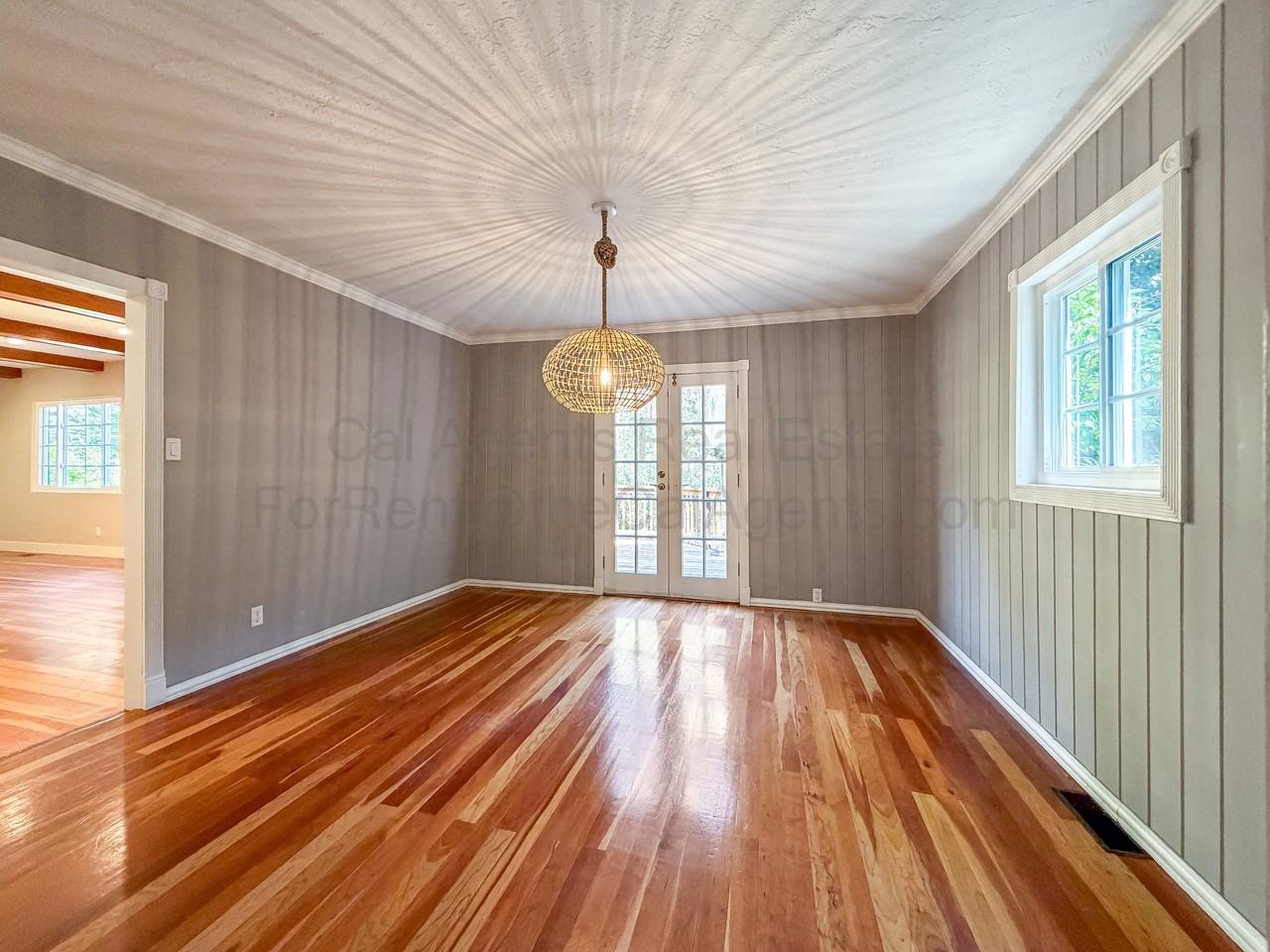 7352 Saroni Dr #1 - Photo 4 of 24