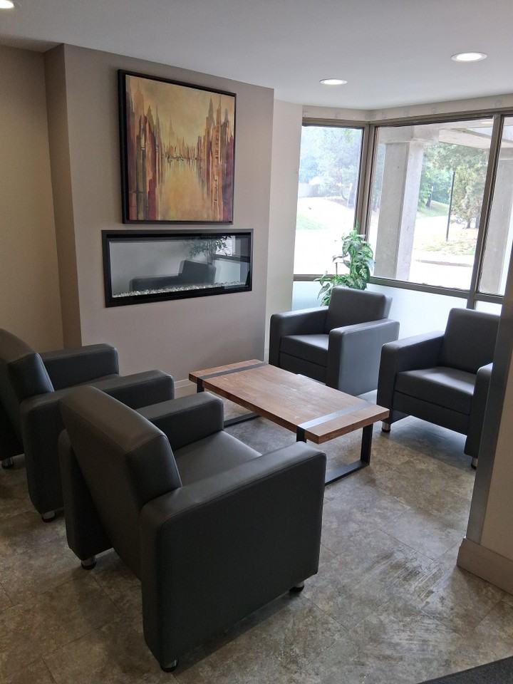 Highview Glen - Photo 5 of 35