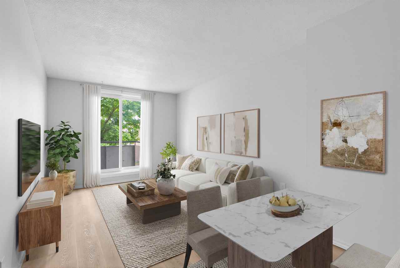 55 King Street West - Photo 2 of 16