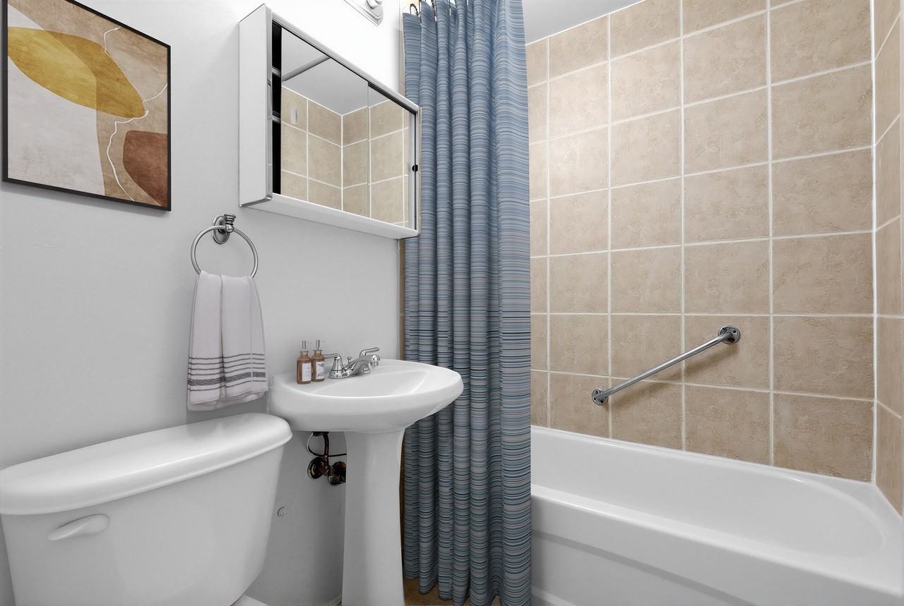 55 King Street West - Photo 6 of 16