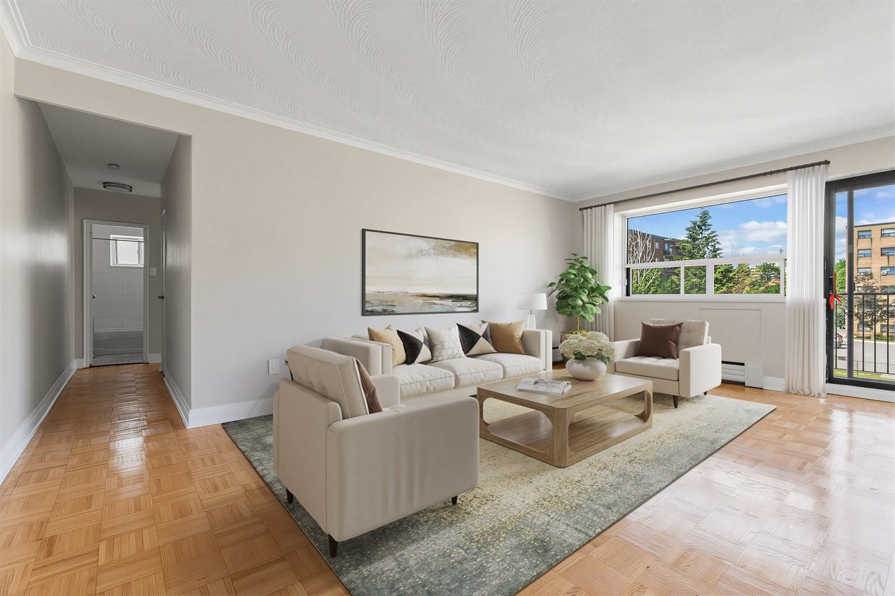 4918 Bathurst Street - Photo 4 of 14