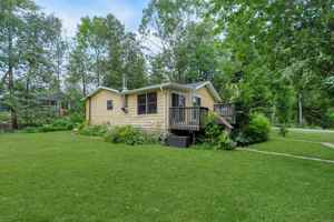 featured image of 33 Grove St