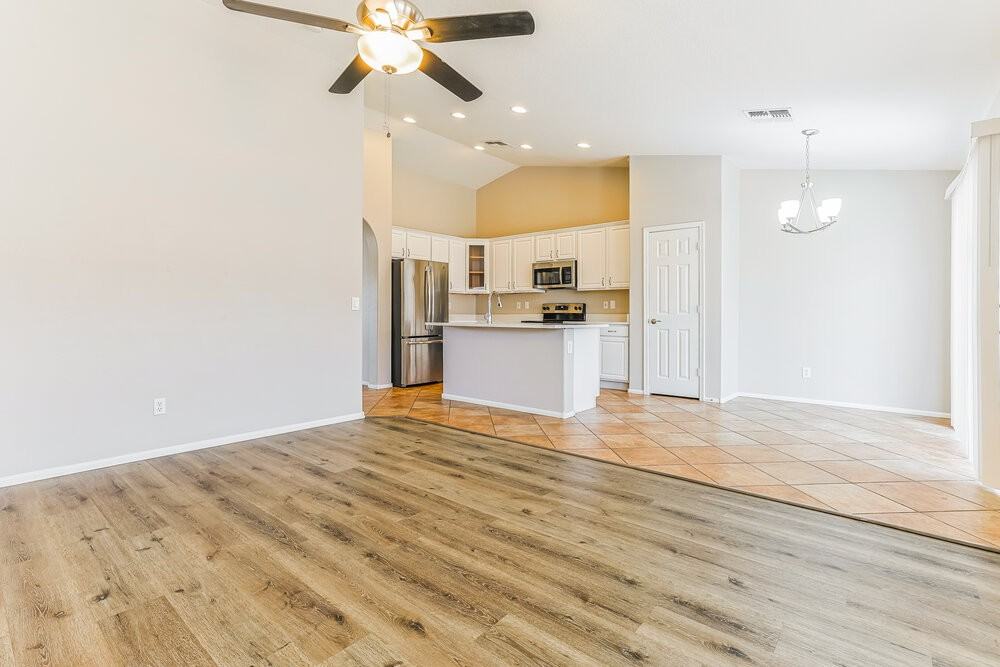 4148 E Stratford Pl - Photo 3 of 16