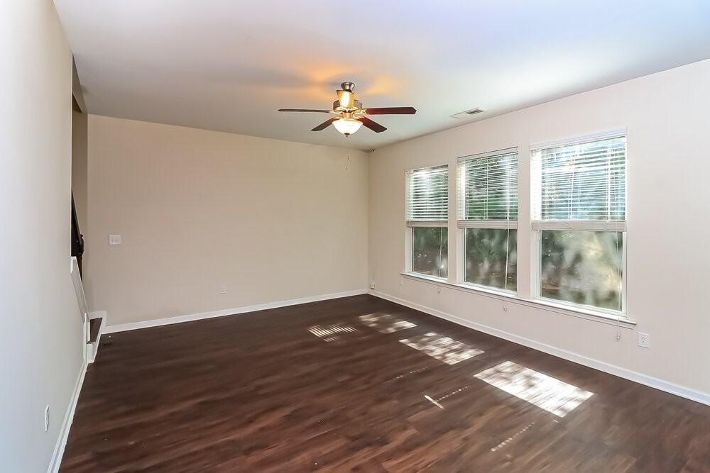 360 Darbys Run Ct - Photo 6 of 17