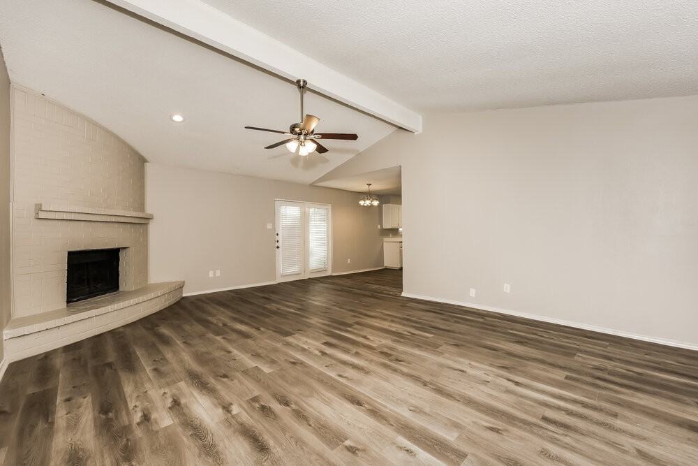 6004 Cool Springs Dr - Photo 5 of 16