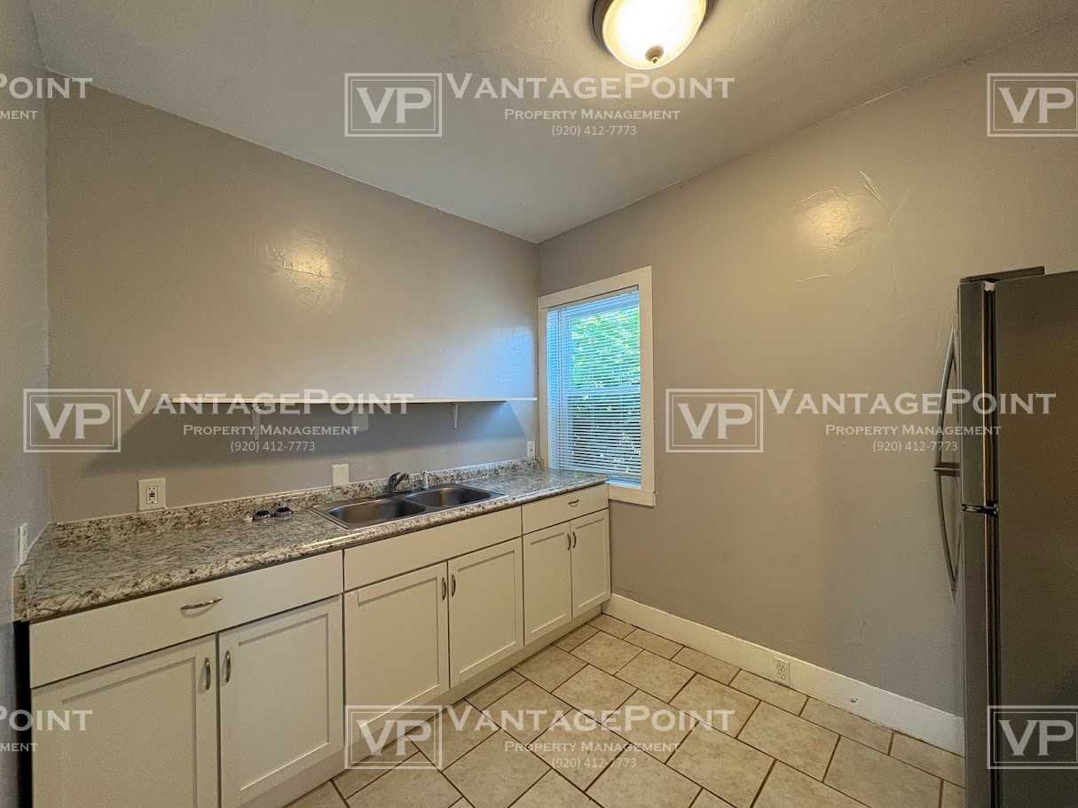 334 S Quincy St #334 - Photo 4 of 20