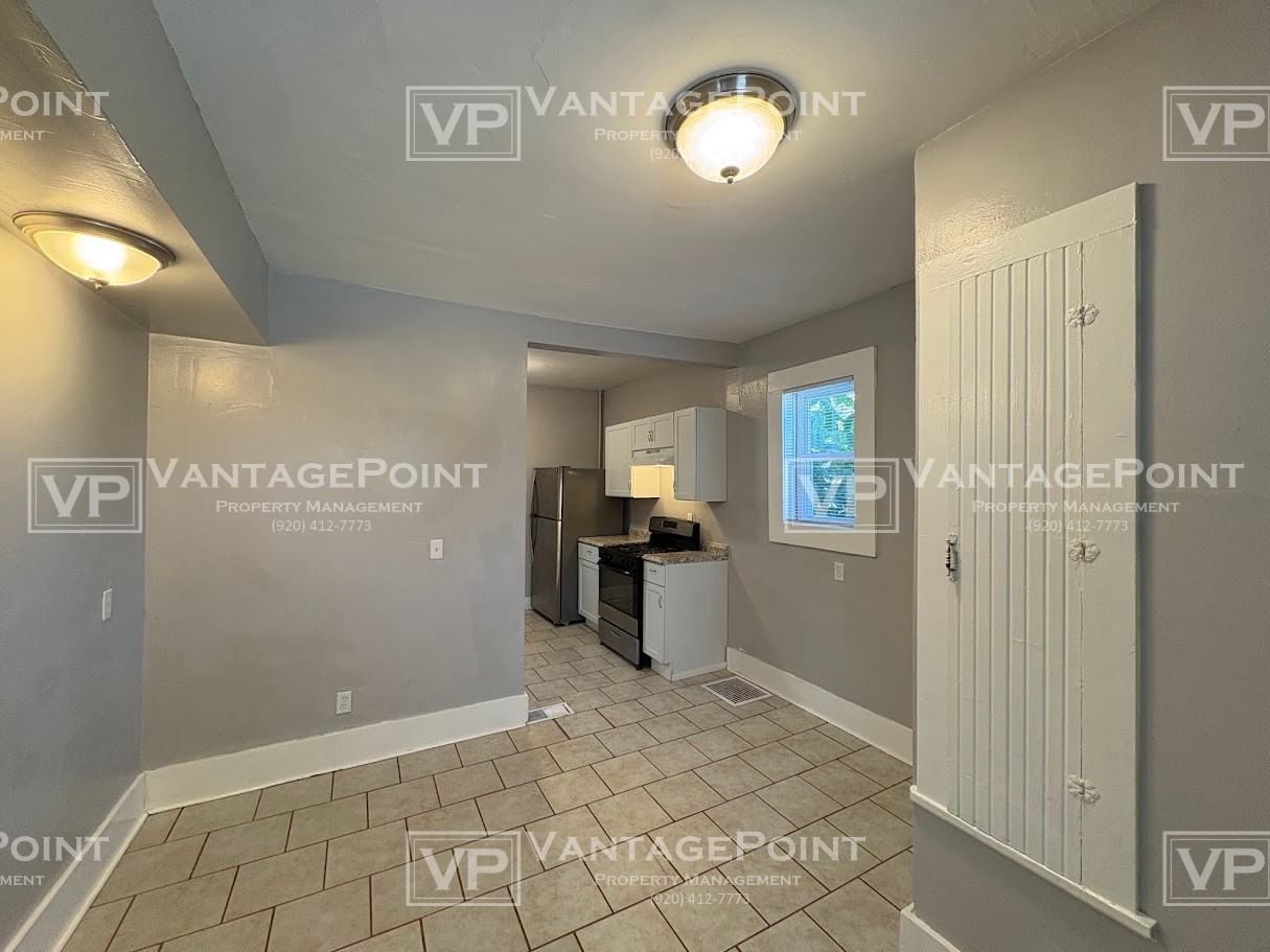 334 S Quincy St #334 - Photo 7 of 20