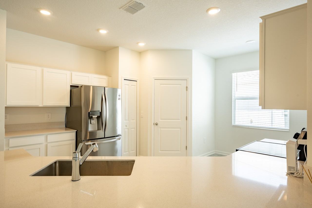 2015 Punch Bowl Ave #1 - Photo 3 of 32