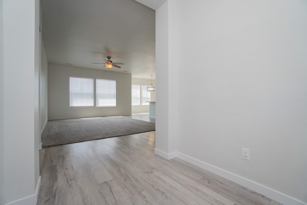 5965 S Nordean Ave #1 - Photo 5 of 27