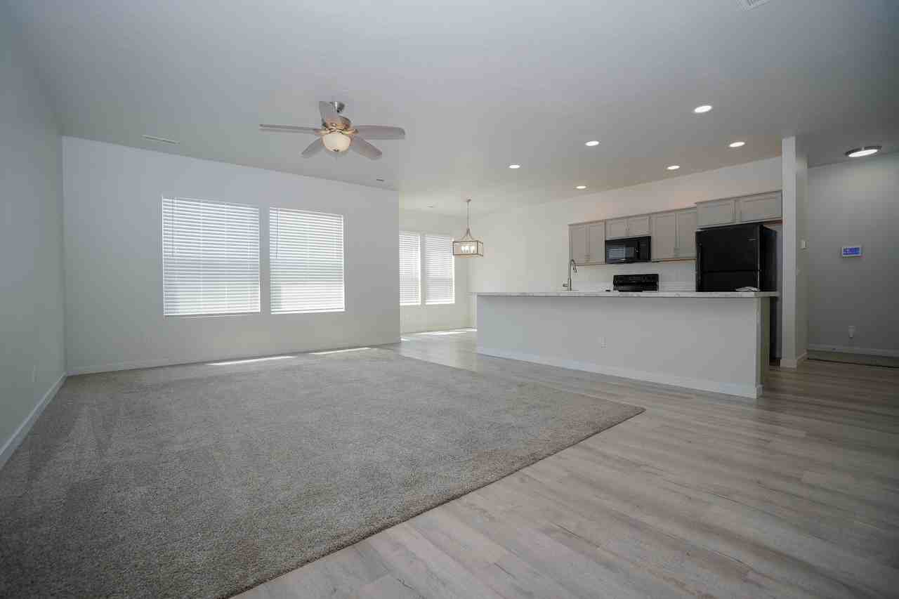 5965 S Nordean Ave #1 - Photo 6 of 27