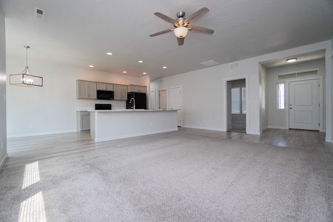 5965 S Nordean Ave #1 - Photo 7 of 27