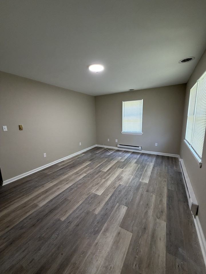 304 Elizabeth St #1 - Photo 2 of 14