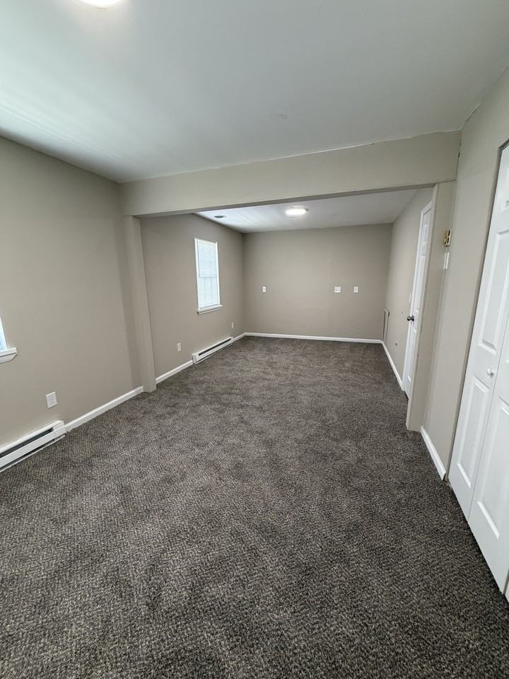 304 Elizabeth St #1 - Photo 7 of 14