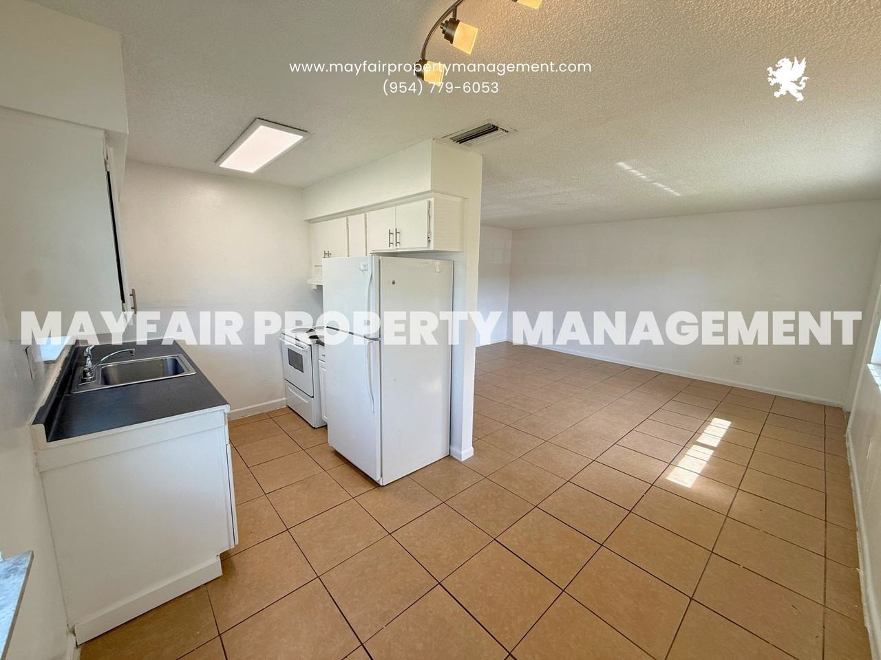 3741 Sw 59th Ter #1 - Photo 3 of 17