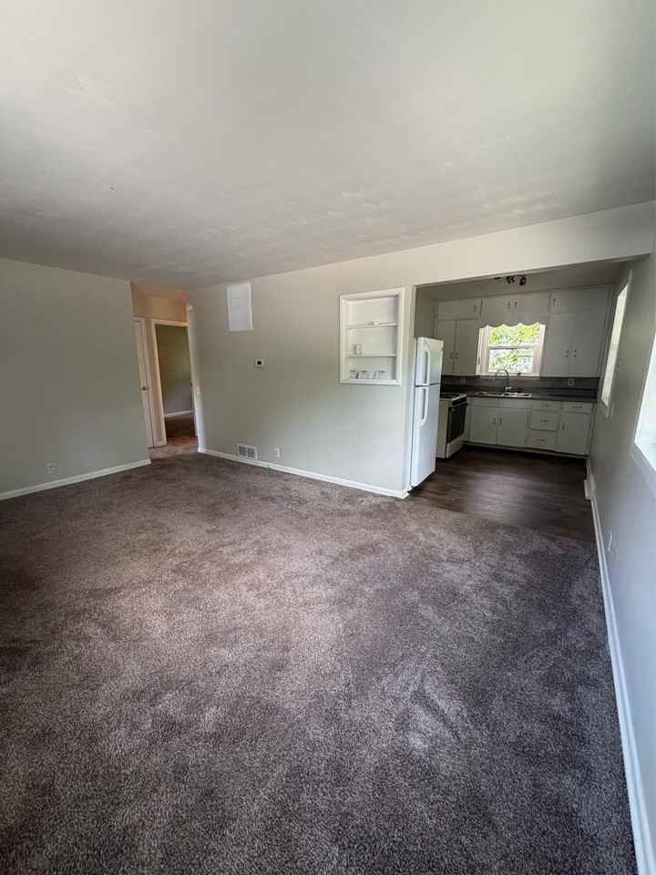 2118 Ferrol St #4-2116 - Photo 5 of 15