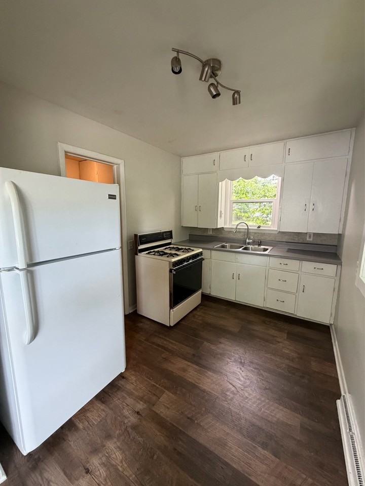 2118 Ferrol St #4-2116 - Photo 7 of 15