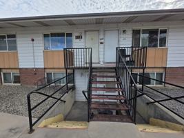 featured image of 2859 Elm Cir #19