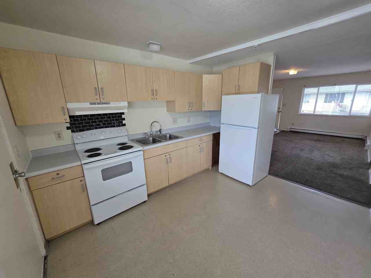 2859 Elm Cir #19 - Photo 5 of 7