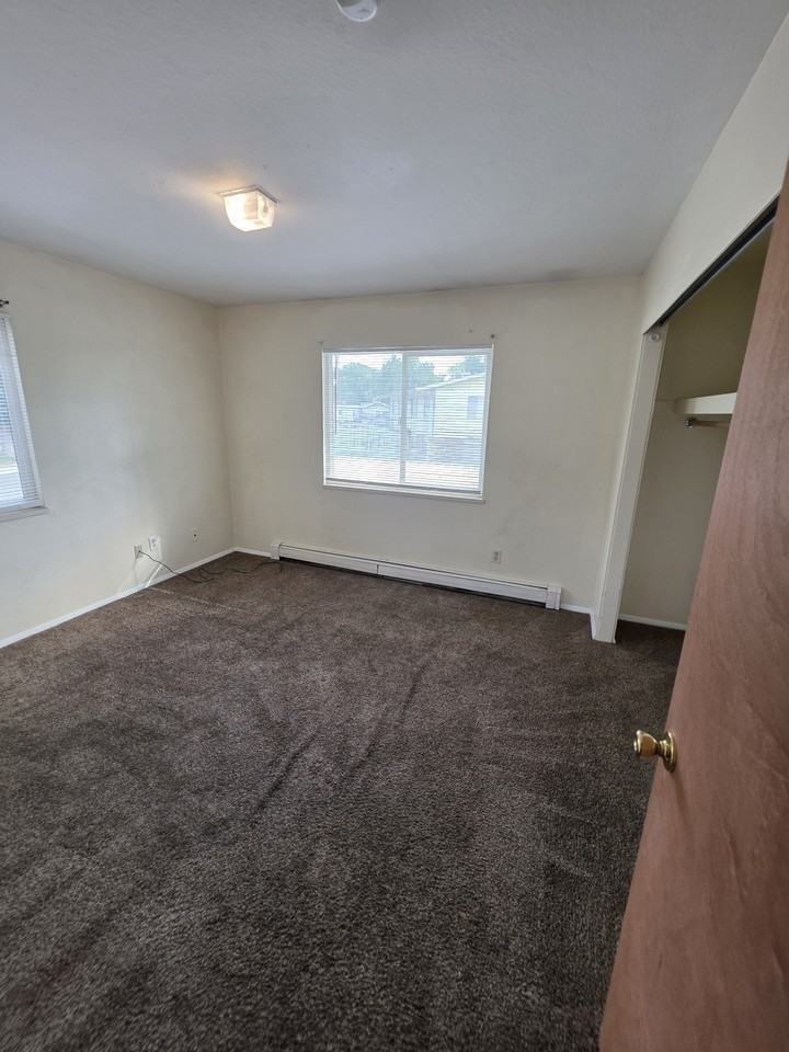 2859 Elm Cir #19 - Photo 6 of 7
