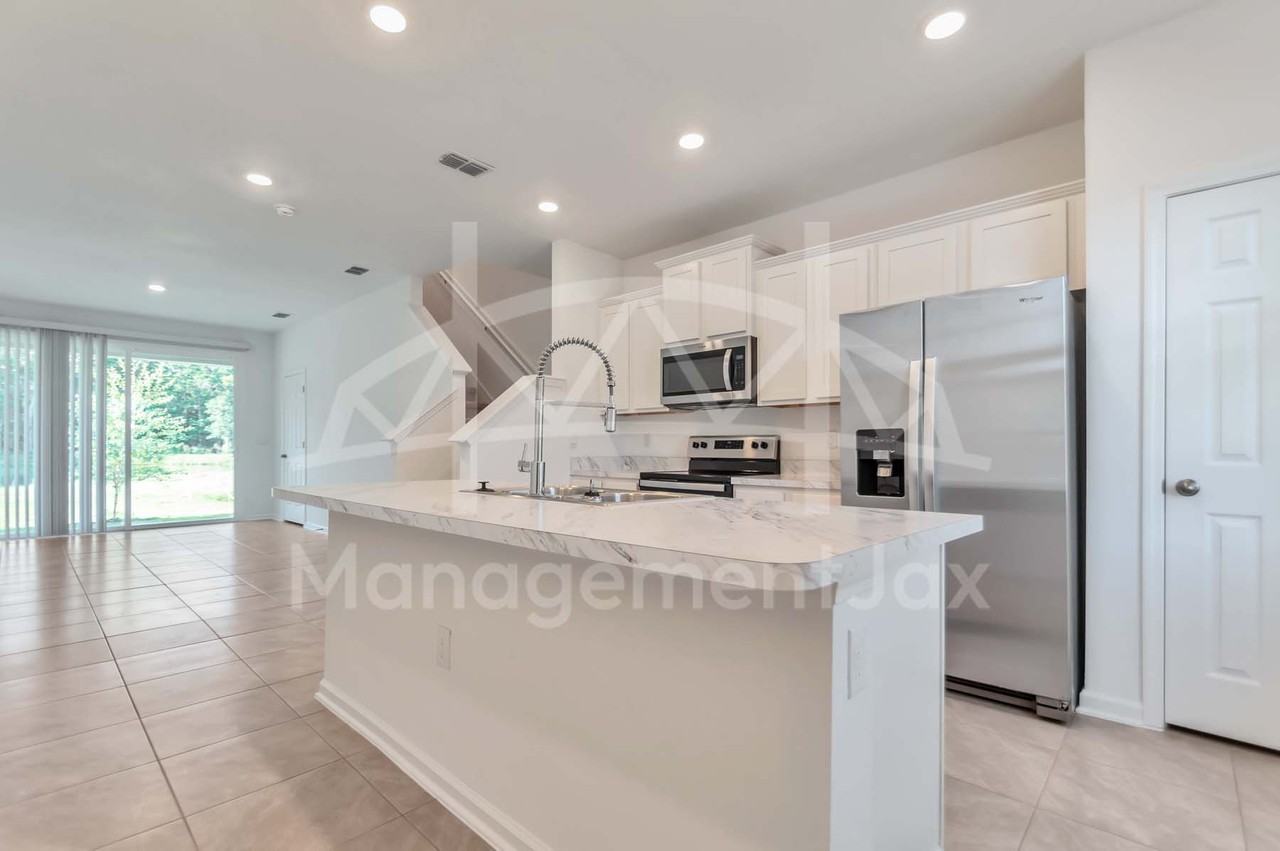 8356 Zenith Cir #1 - Photo 6 of 22