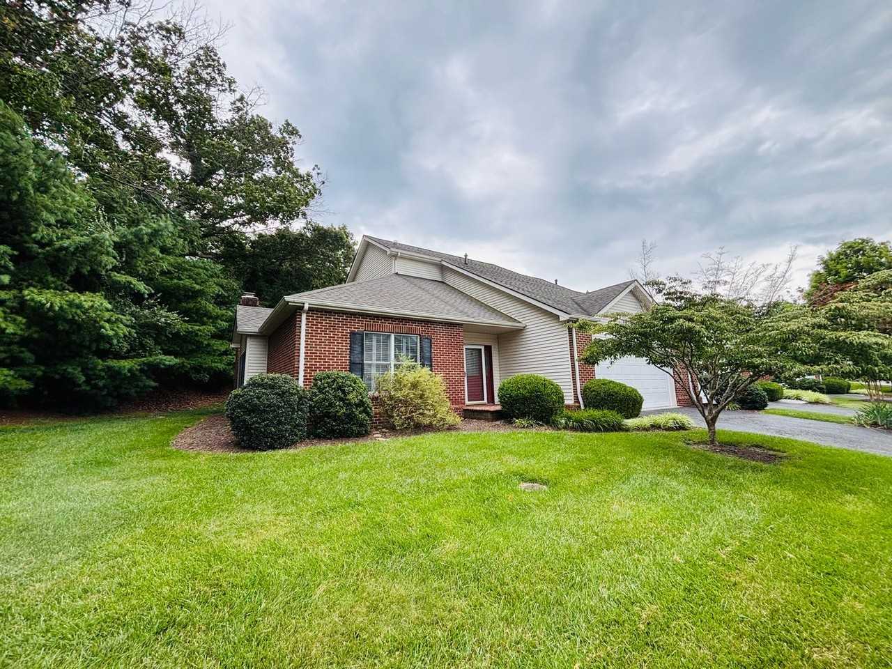 1104 Caldwell Dr