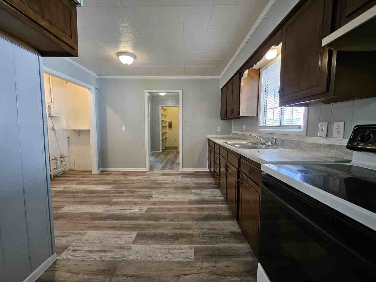 2918 S Taft Ave #1 - Photo 4 of 23