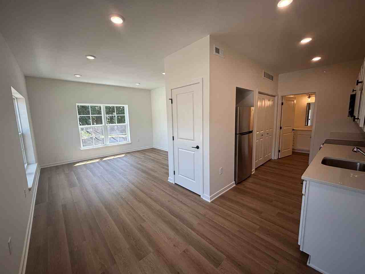 Parkway Heights - Photo 4 of 23