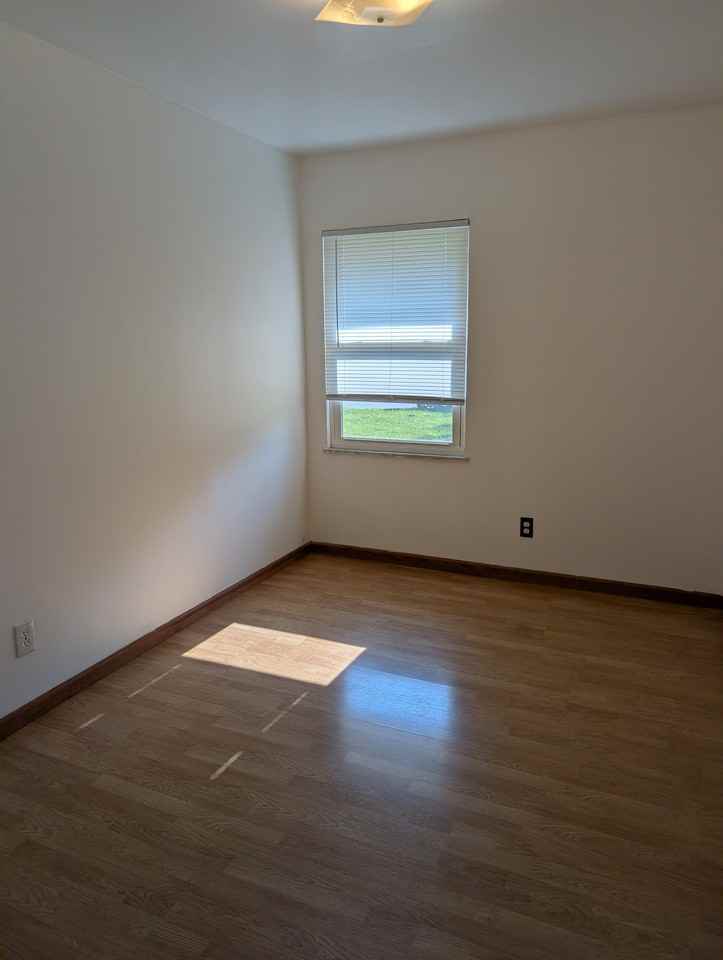 902 S Duncan Rd #1 - Photo 7 of 12