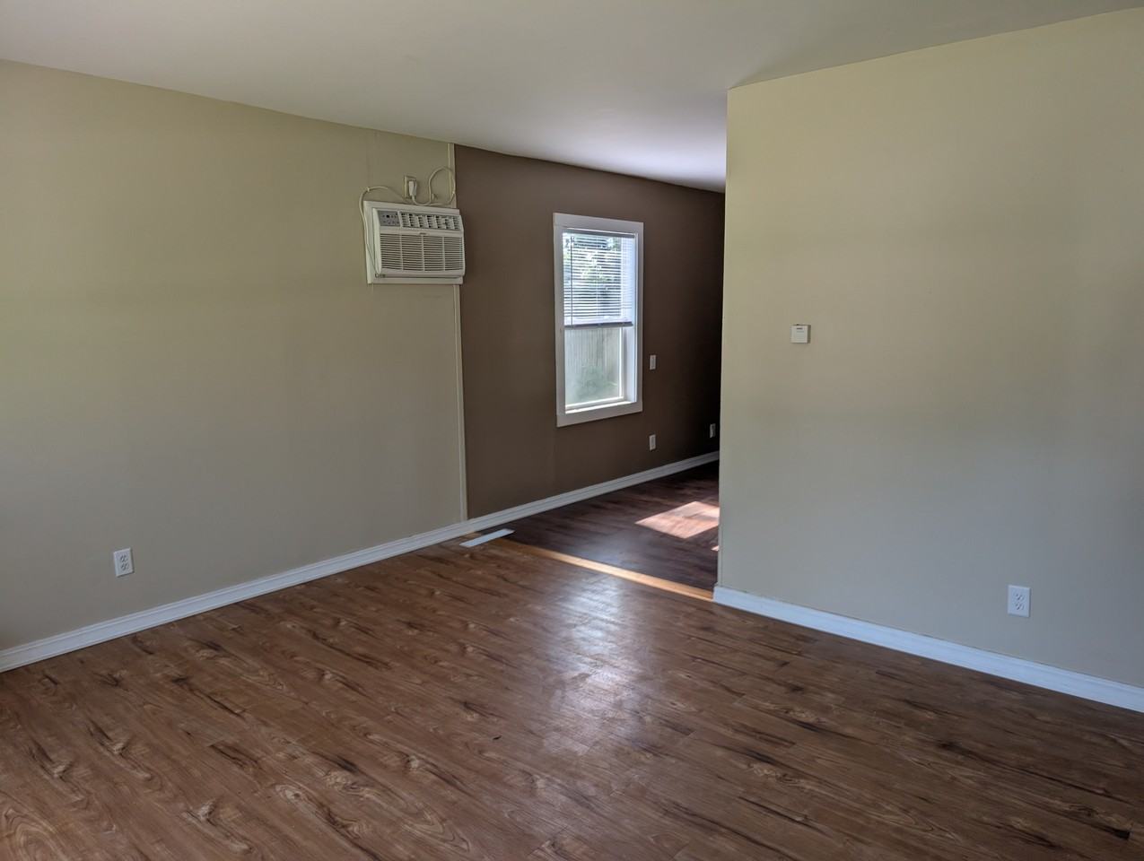 1805 Southwood Dr #1 - Photo 3 of 14