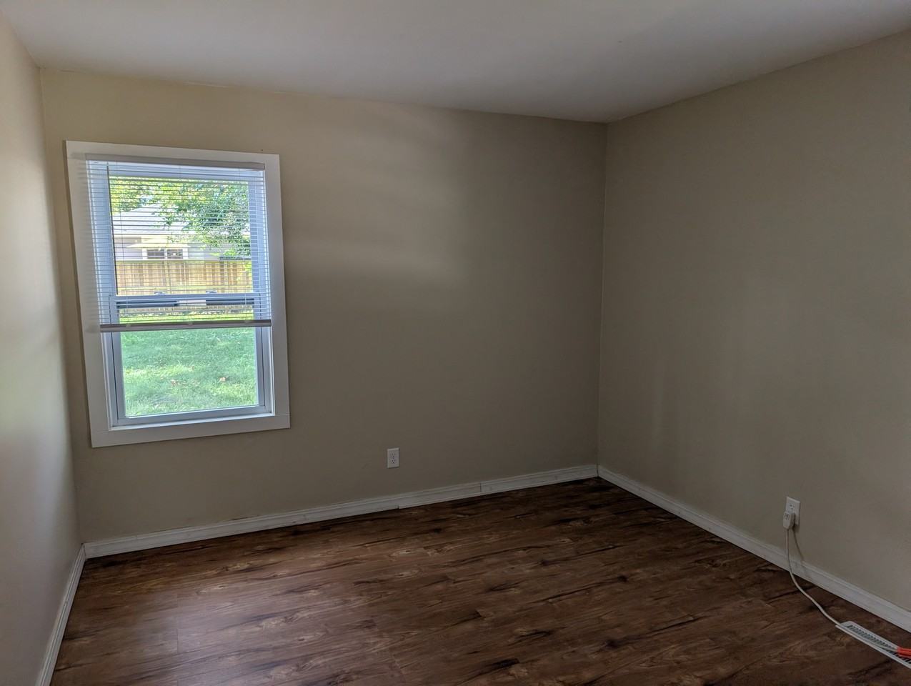 1805 Southwood Dr #1 - Photo 7 of 34