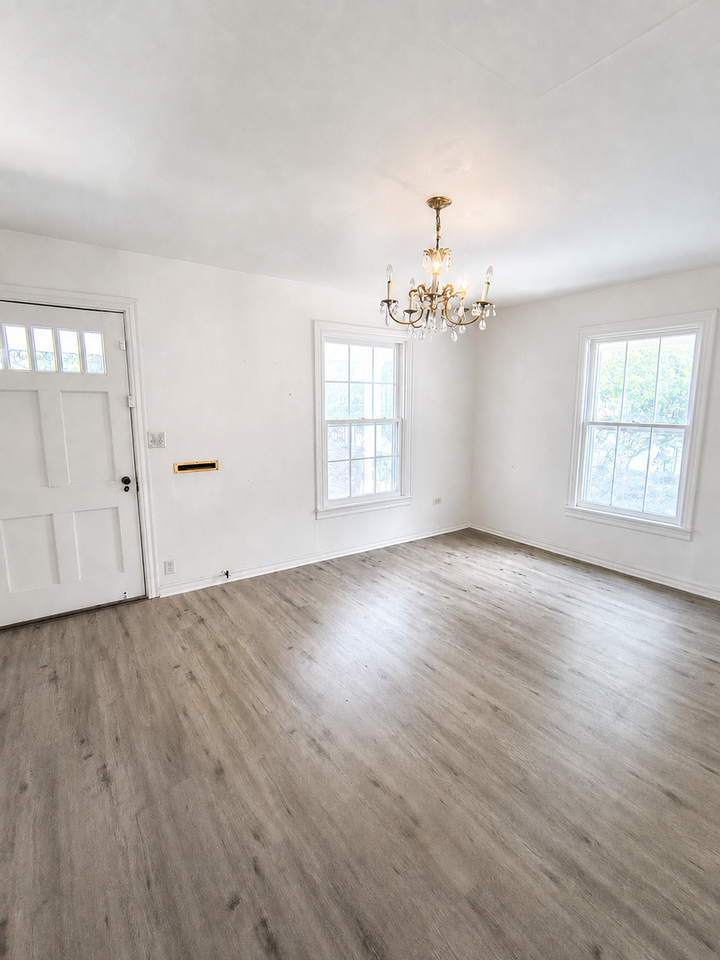244 La Salle Dr - Photo 4 of 15