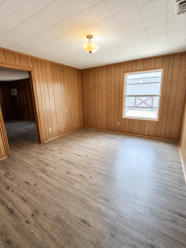 244 La Salle Dr - Photo 7 of 15