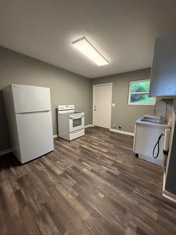 4607 Highland Ave #1 - Photo 5 of 6