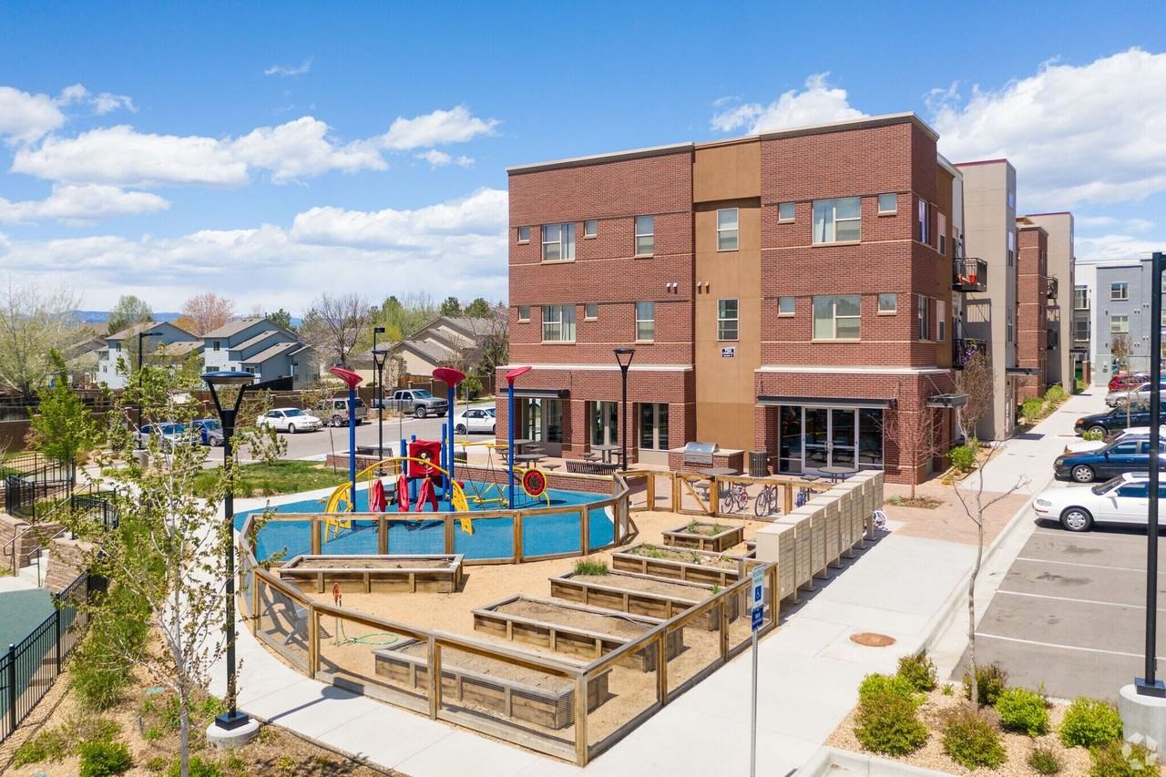 CRISMAN APARTMENTS - Photo 3 of 25