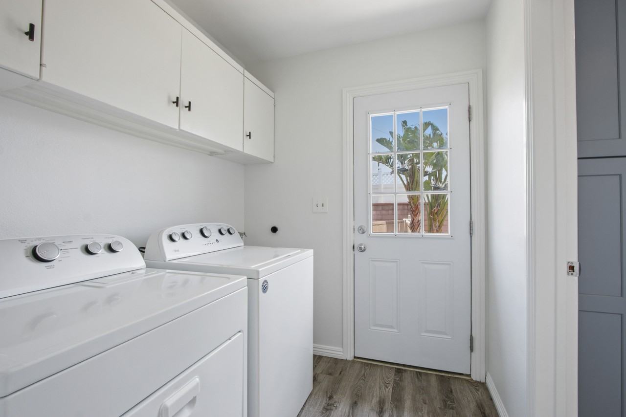 785 N Victoria Dr #1 - Photo 7 of 14