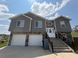 featured image of 203 Ridgeview Dr