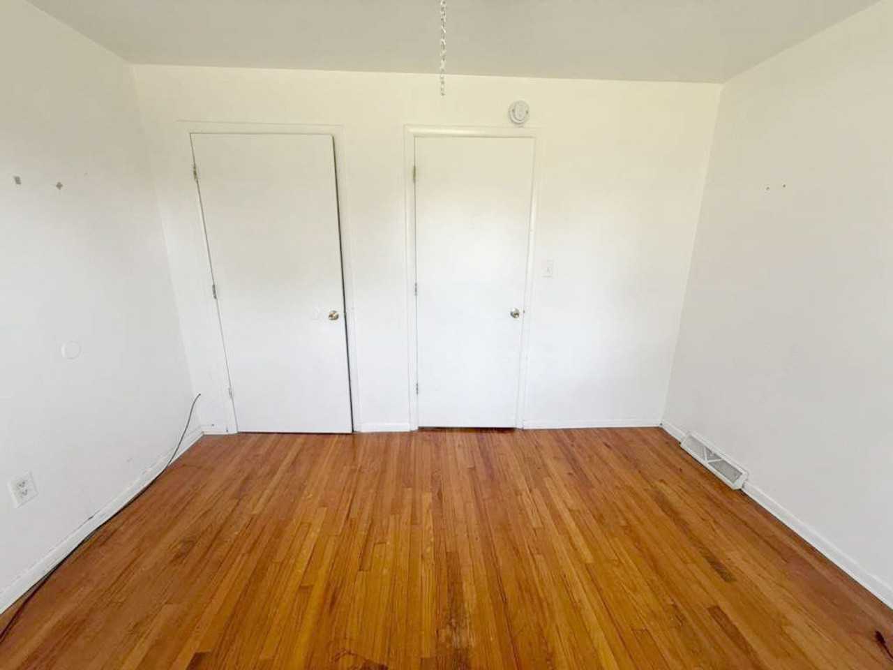 4889 Banbury Ct #6 - Photo 5 of 13