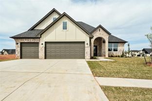 9305 Nw 146th St #1 - Photo 1 of 1