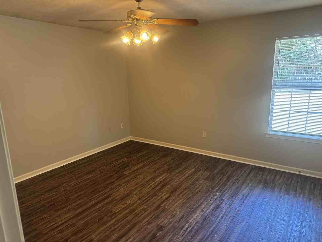 1435 Arapaho Trl #1435 - Photo 7 of 10