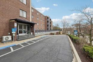 195 Mount Lebanon Blvd - Photo 1 of 1