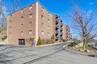 195 Mount Lebanon Blvd - Photo 1 of 1