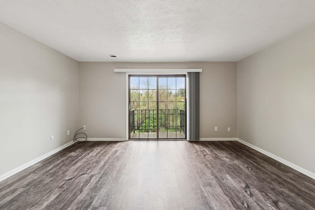 401 Abbeyville Rd - Photo 3 of 31