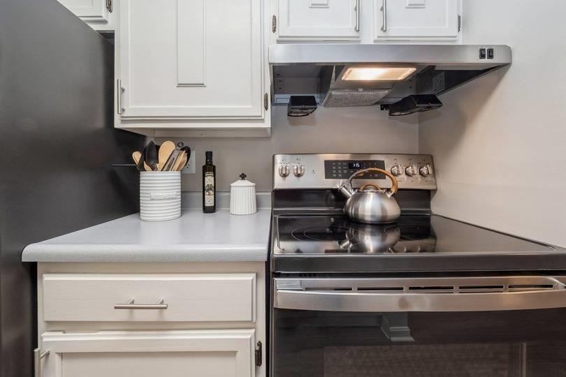 401 Abbeyville Rd - Photo 5 of 31