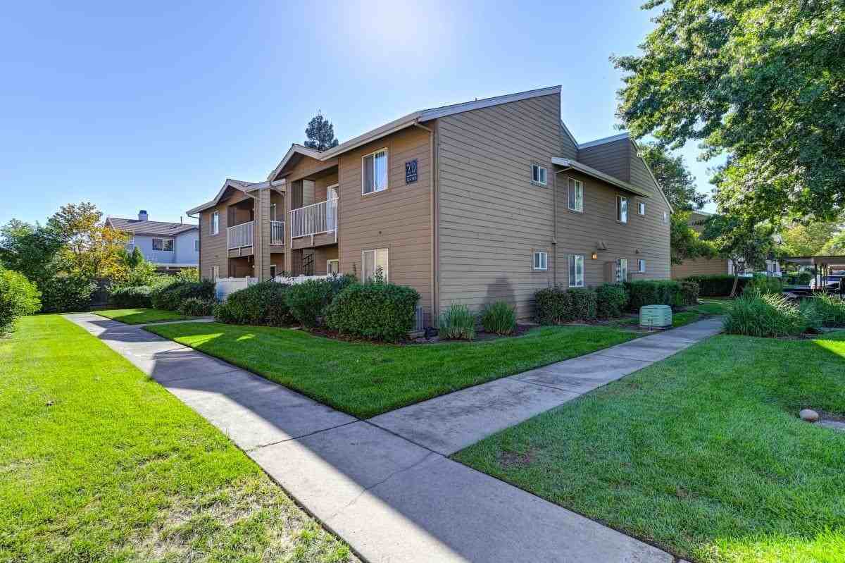 4635 Antelope Rd - Photo 4 of 15