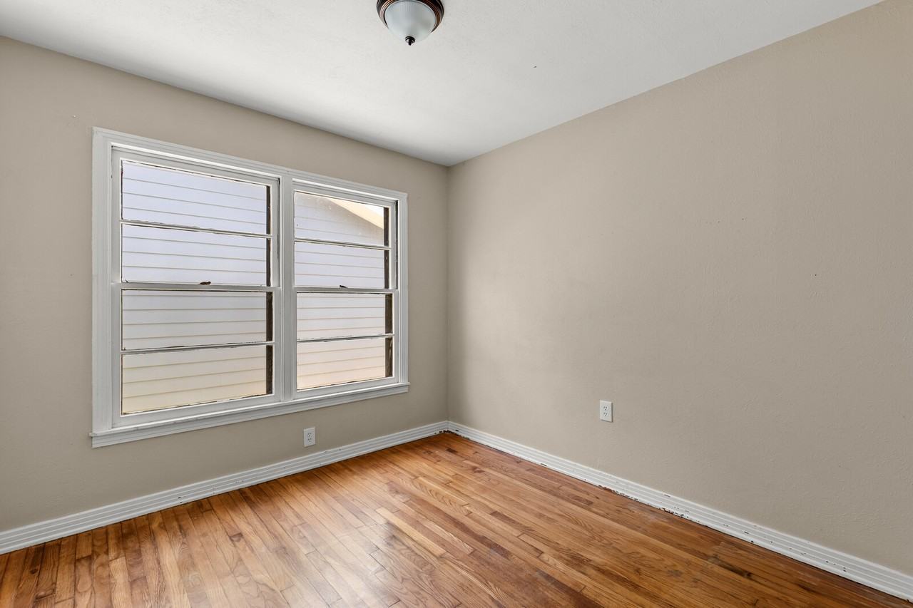 3404 Leland Ave #1 - Photo 4 of 12