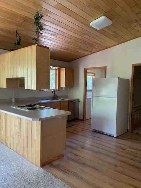 14351 N Lakeshore Dr #1 - Photo 6 of 12