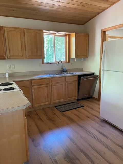 14351 N Lakeshore Dr #1 - Photo 7 of 12