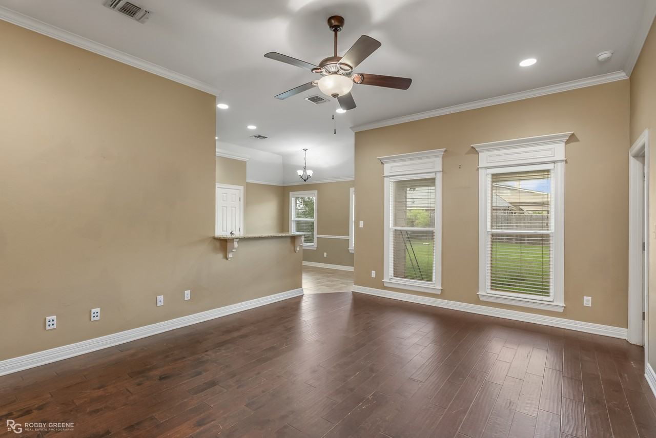 1702 Avondale Ct #1 - Photo 5 of 10