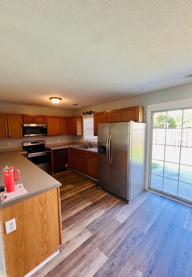 105 Foxtrail Dr #1 - Photo 6 of 25